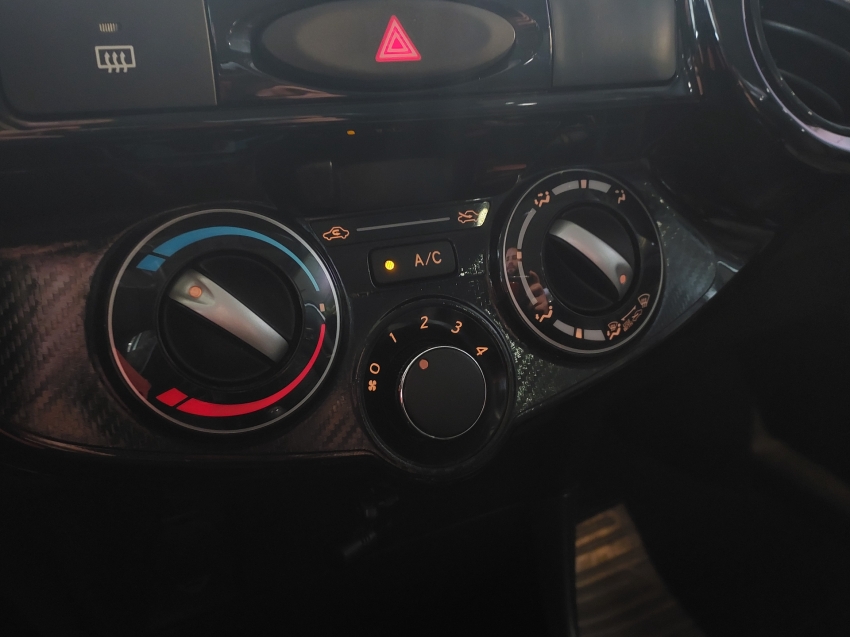toyota etios 1.3 x 16v flex 4p manual automatico 201611
