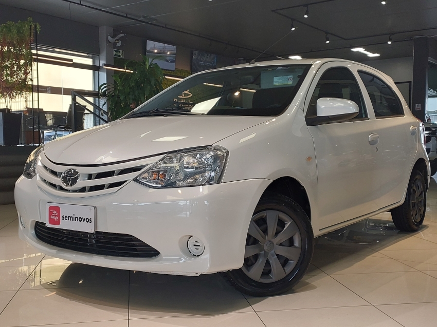 toyota etios 1.3 x 16v flex 4p manual automatico 2016