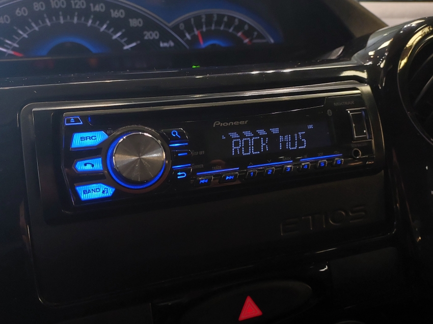 toyota etios 1.3 x 16v flex 4p manual automatico 201612