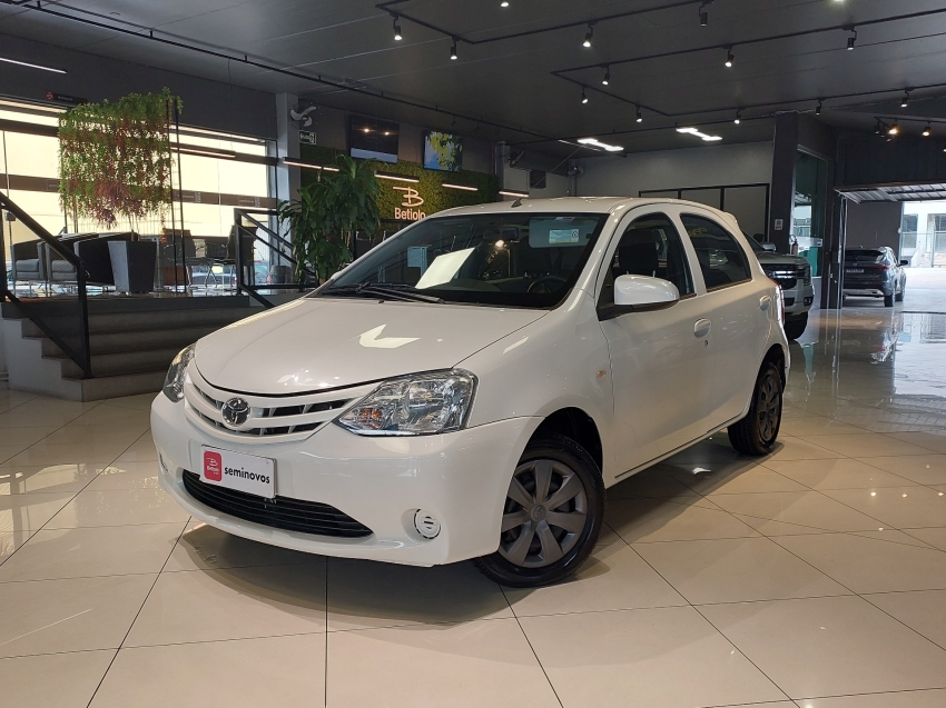 toyota etios 1.3 x 16v flex 4p manual automatico 201619