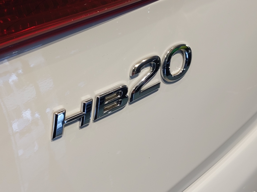 hyundai hb20 1.0 comfort 12v flex 4p manual 201517