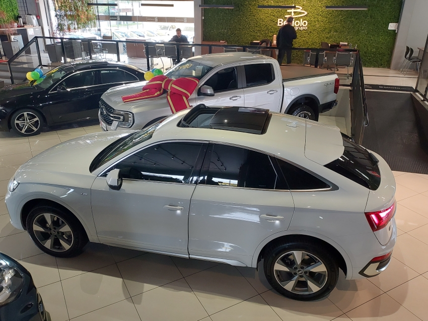audi q3 2.0 40 tfsi gasolina sportback performance black quattro tiptronic 4p automatico 202225