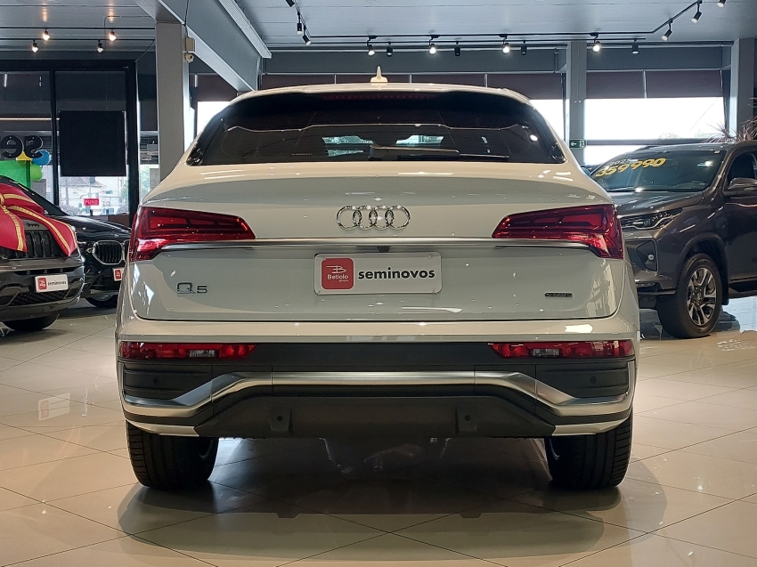 audi q3 2.0 40 tfsi gasolina sportback performance black quattro tiptronic 4p automatico 20224