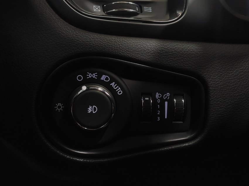 jeep renegade 1.3 t270 turbo flex sahara at6 4p automatico 202522