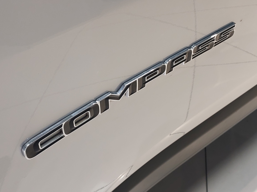 jeep compass 2.0 16v flex sport automatico 4p 201720
