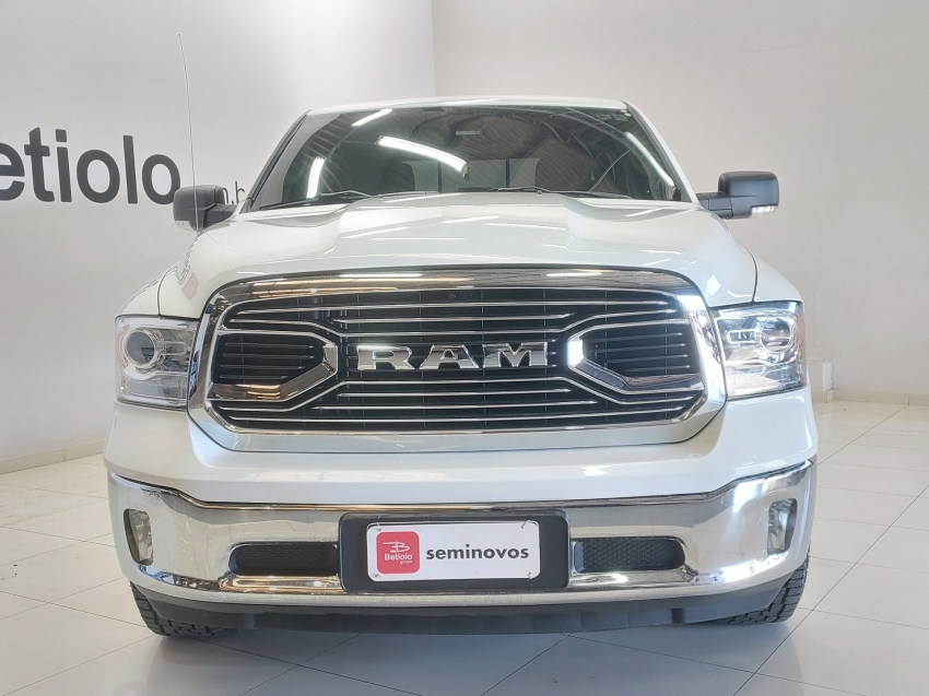 ram classic 5.7 v8 gasolina laramie cd 4x4 automatico 4p 20232