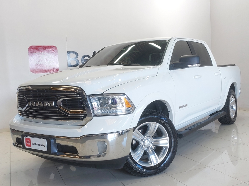 ram classic 5.7 v8 gasolina laramie cd 4x4 automatico 4p 20231