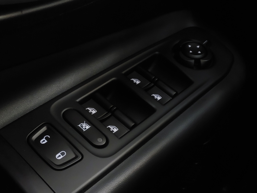 jeep renegade 1.3 t270 turbo flex longitude at6 4p automatico 202521