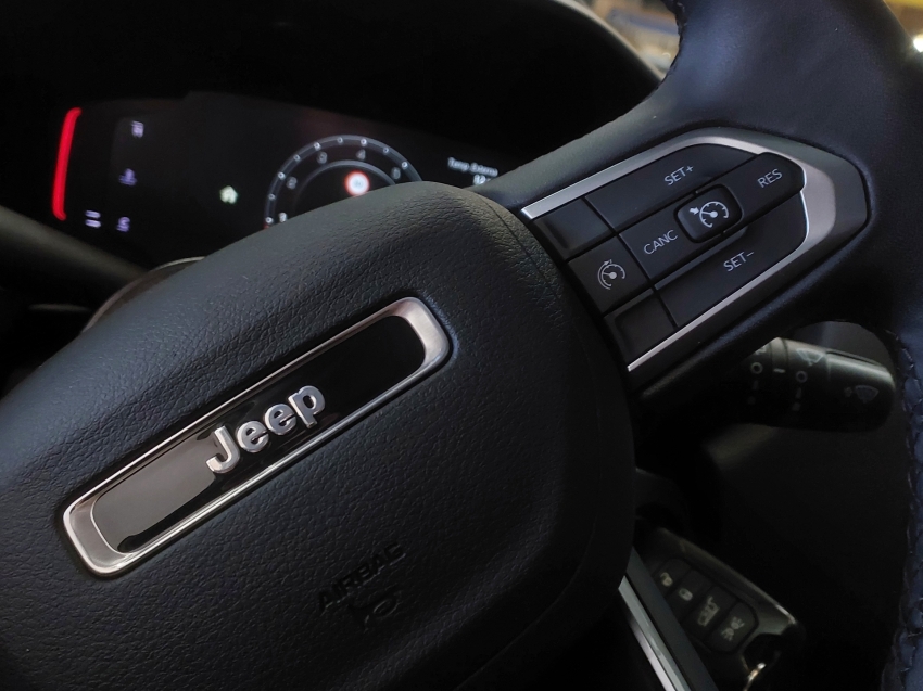 jeep renegade 1.3 t270 turbo flex longitude at6 4p automatico 202519