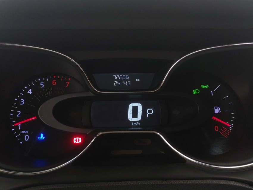 renault captur 1.3 tce flex intense x-tronic 4p automatico 202310