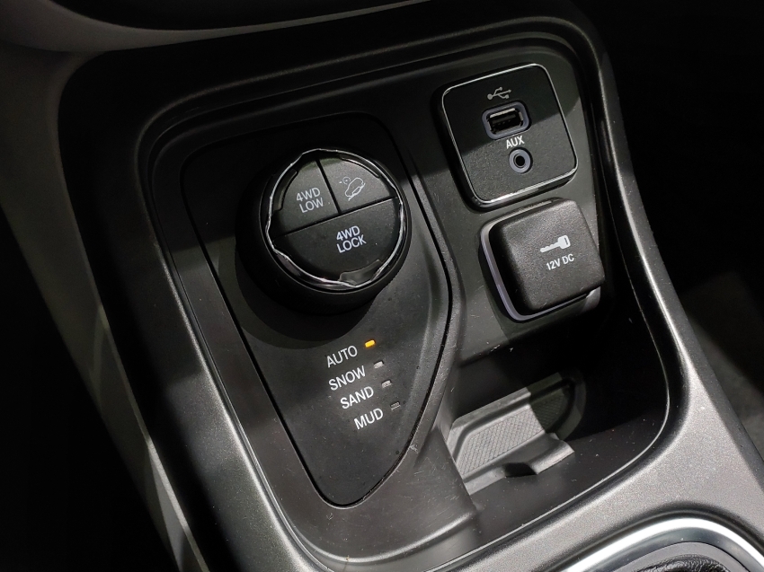 jeep compass 2.0 16v diesel longitude 4x4 automatico 4p 201818