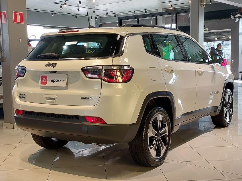 jeep compass 2.0 16v diesel longitude 4x4 automatico 4p 20185
