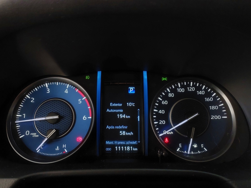 toyota hilux sw4 2.8 d-4d turbo diesel srx 7l 4x4 automatico 4p 202211