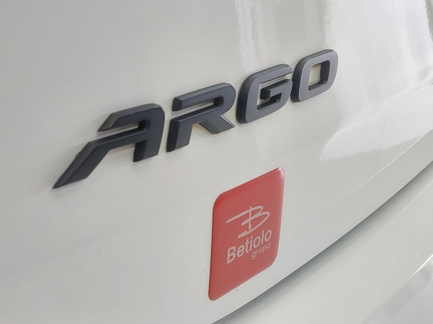 fiat argo 1.3 firefly flex drive manual 4p 202017