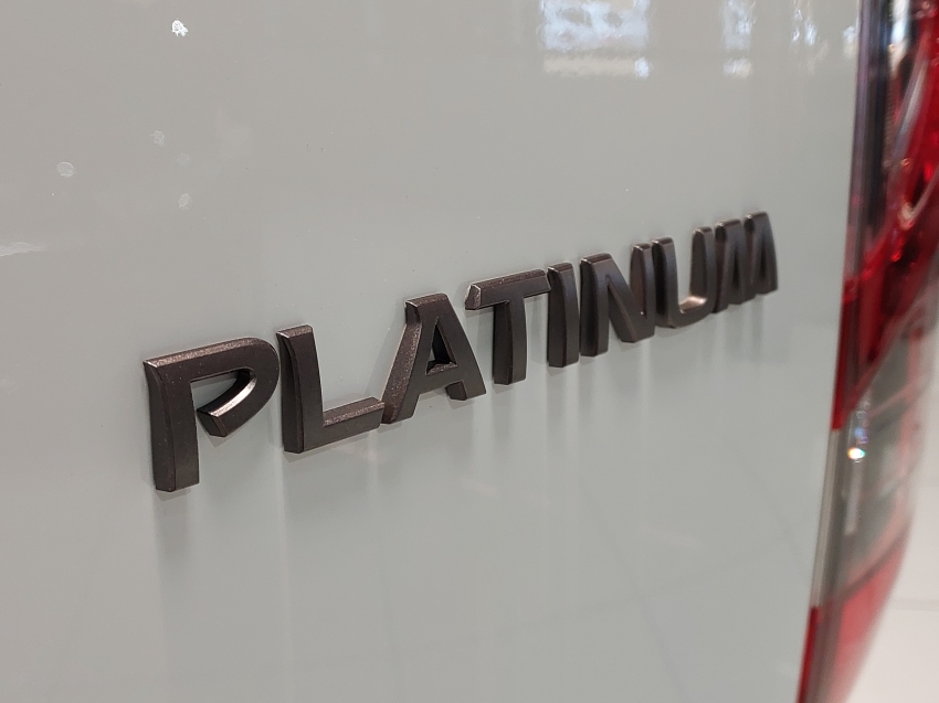 nissan frontier 2.3 16v turbo diesel platinum cd 4x4 automatico 4p 202522