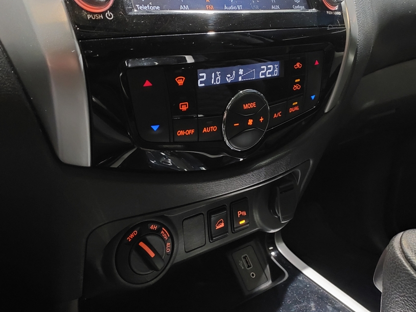 nissan frontier 2.3 16v turbo diesel platinum cd 4x4 automatico 4p 202513