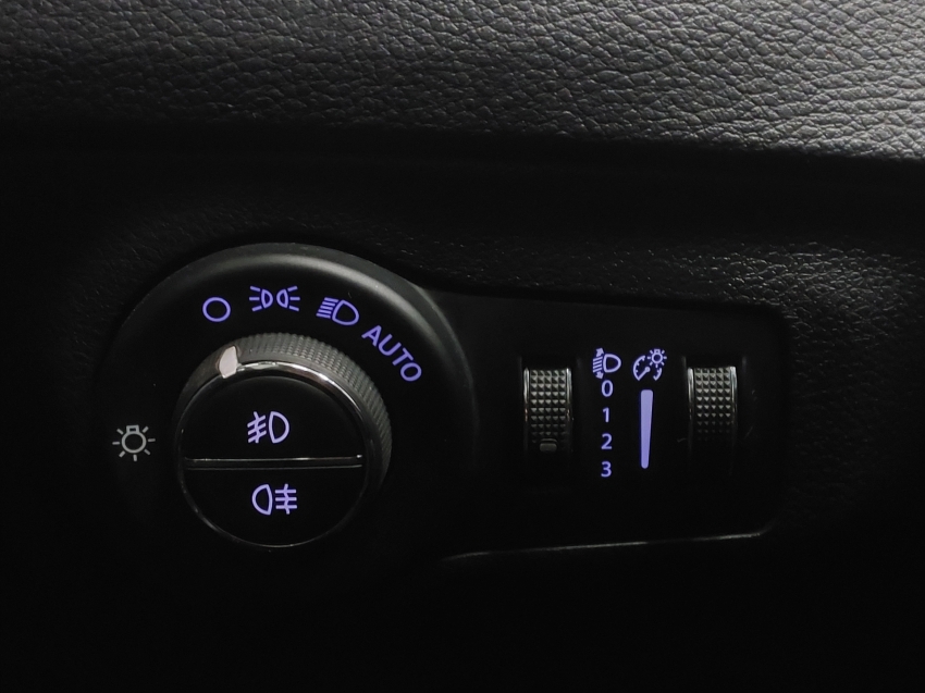 jeep compass 2.0 16v flex longitude automatico 4p 202118