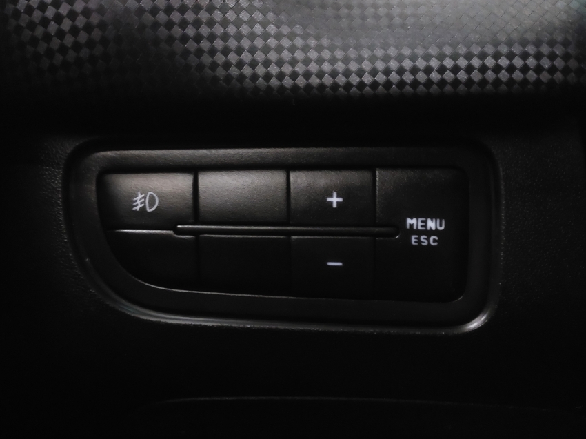 fiat punto 1.8 blackmotion 16v flex 4p automatizado automatico 201717