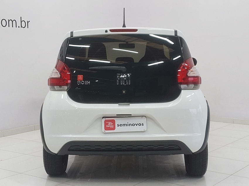 fiat mobi 1.0 evo flex like. manual eletrico 4p 20245