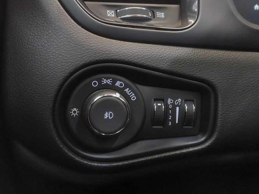 jeep renegade 1.3 t270 turbo flex sahara at6 4p automatico 202620