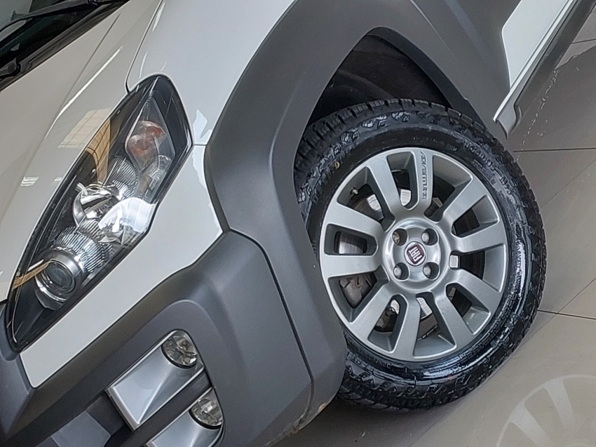 fiat idea 1.8 mpi adventure 16v flex 4p automatizado automatico 201618