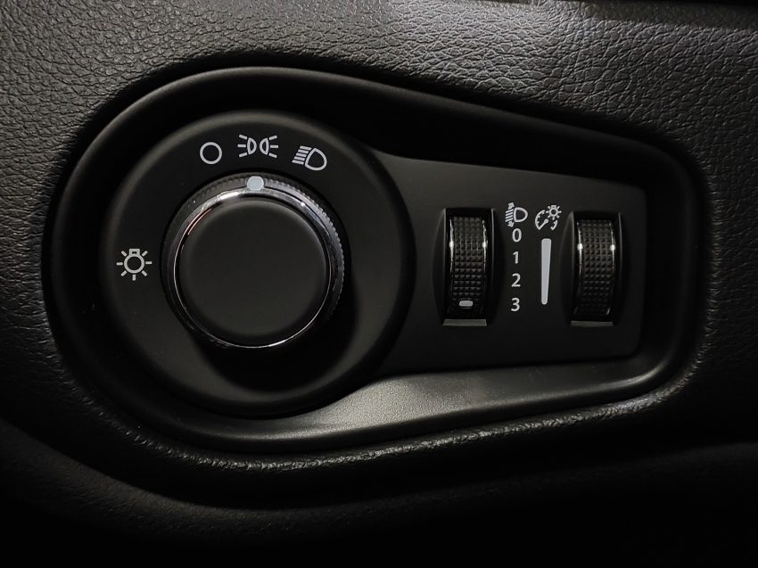 jeep renegade 1.3 t270 turbo flex longitude at6 4p automatico 202518
