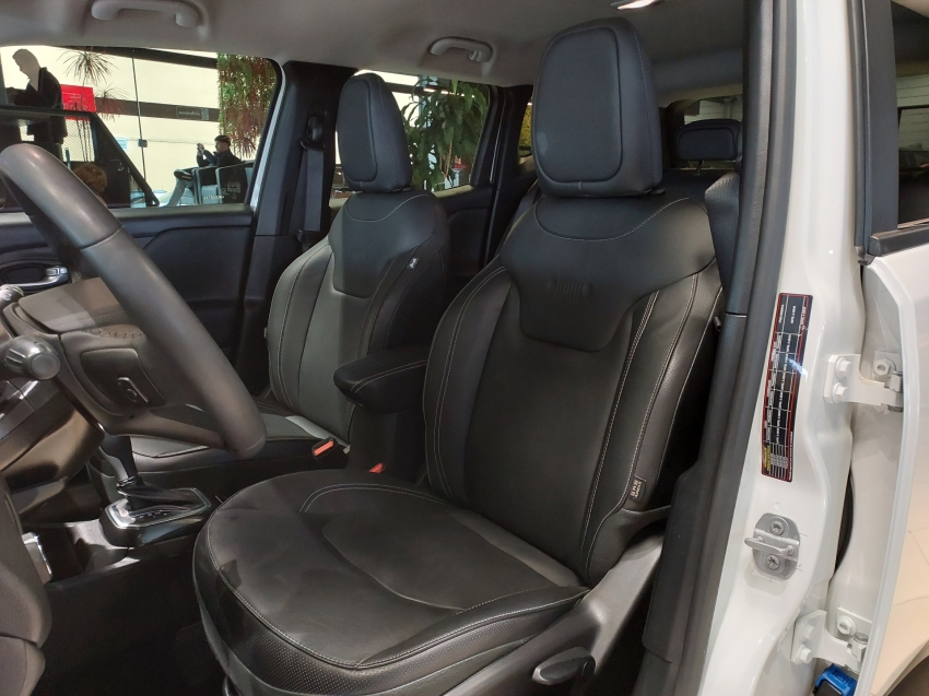 jeep renegade 1.3 t270 turbo flex longitude at6 4p automatico 20258