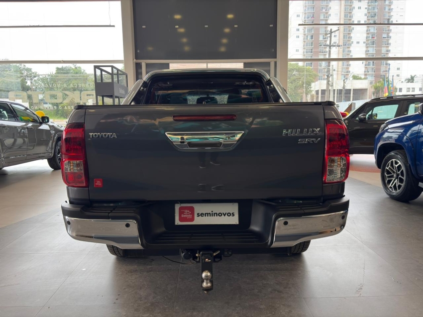 toyota hilux 2.8 d-4d turbo diesel cd srv 4x4 automatico 4p 20245