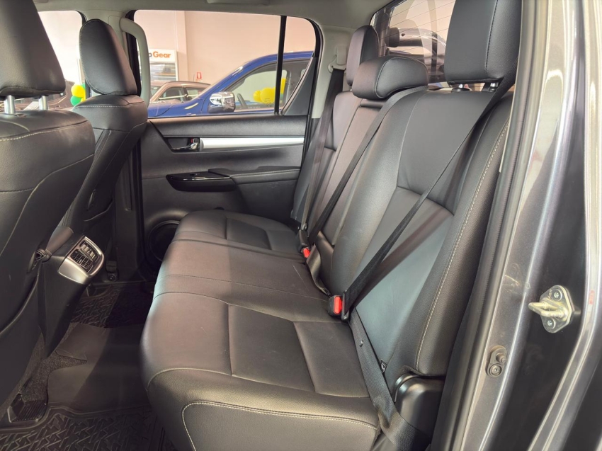 toyota hilux 2.8 d-4d turbo diesel cd srv 4x4 automatico 4p 20249