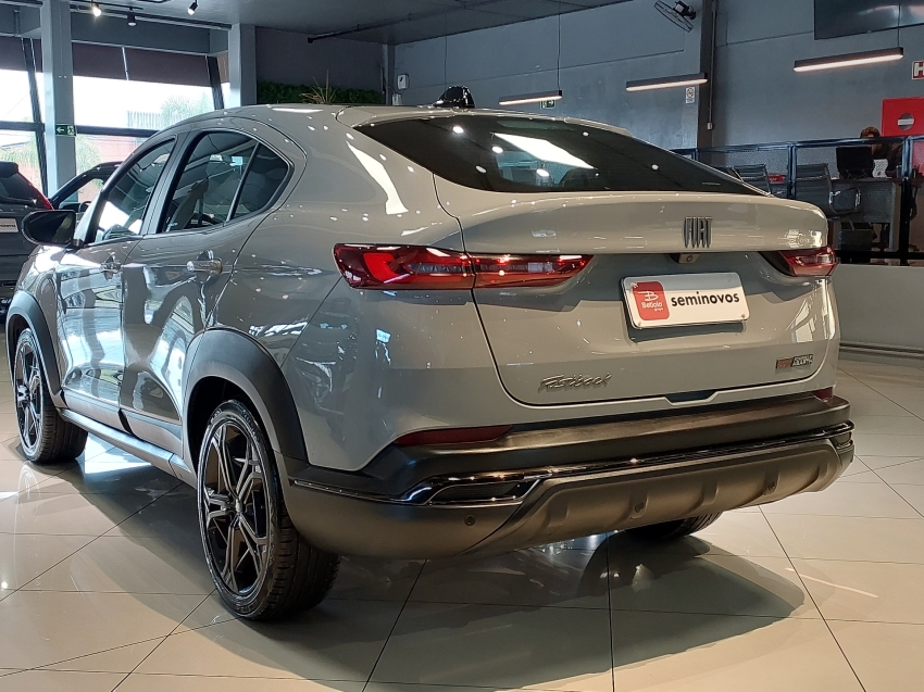fiat fastback 1.3 turbo 270 flex limited edition at6 4p automatico 20233