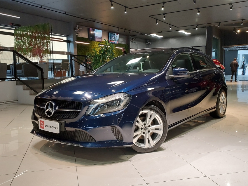 mercedes-benz a 200 1.6 cgi flex 7g-dct 4p automatico 201824