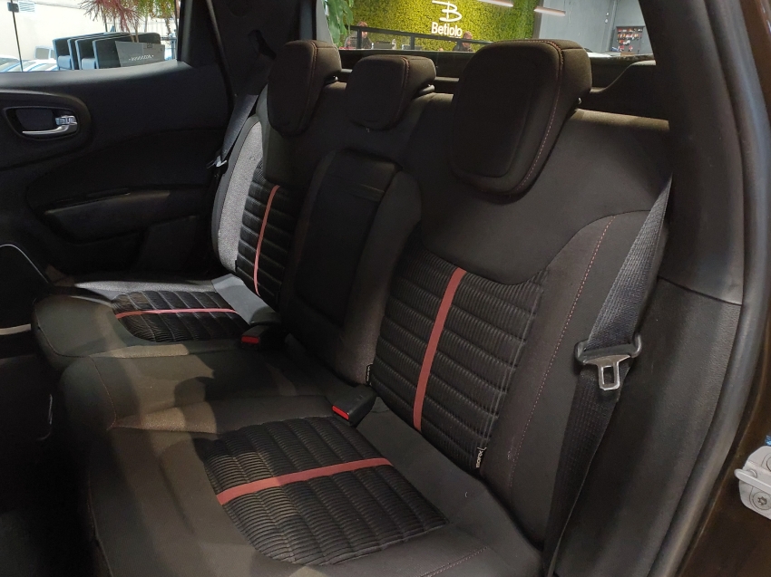 fiat toro 1.8 16v evo flex freedom at6 4p automatico 201810