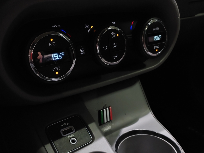fiat toro 1.8 16v evo flex freedom at6 4p automatico 201812