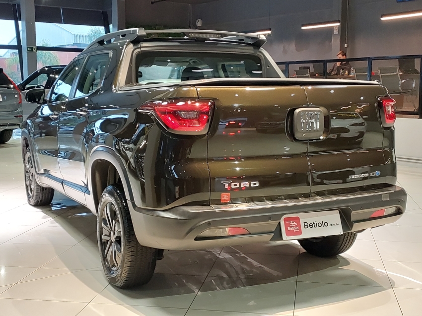 fiat toro 1.8 16v evo flex freedom at6 4p automatico 20184