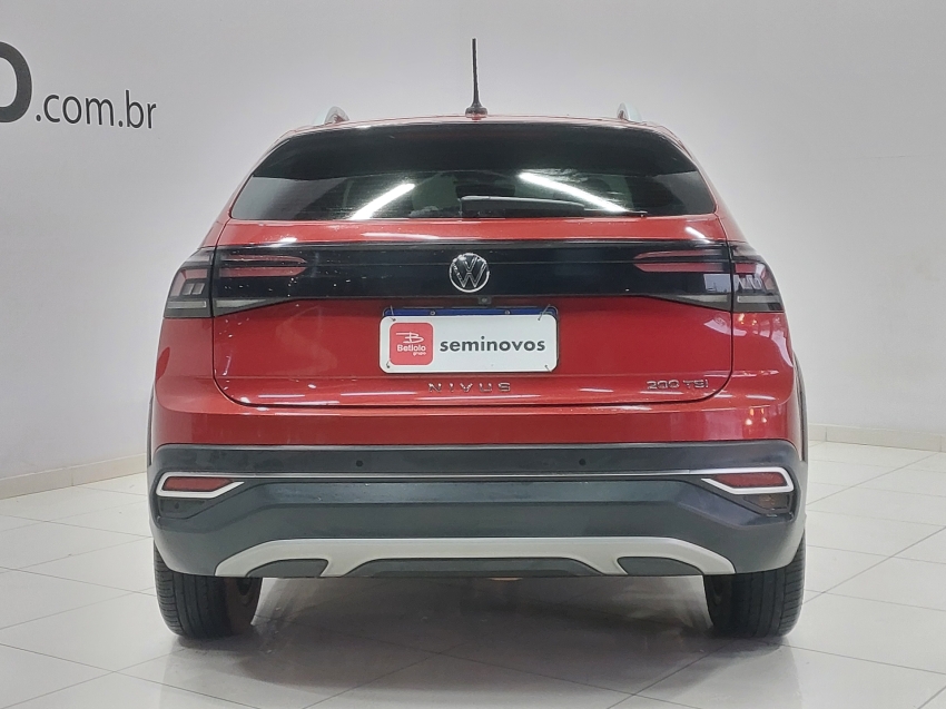 volkswagen nivus 1.0 200 tsi total flex highline automatico 4p 20215