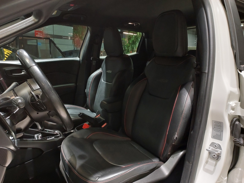 fiat toro 2.0 16v turbo diesel ultra 4wd at9 4p automatico 20228
