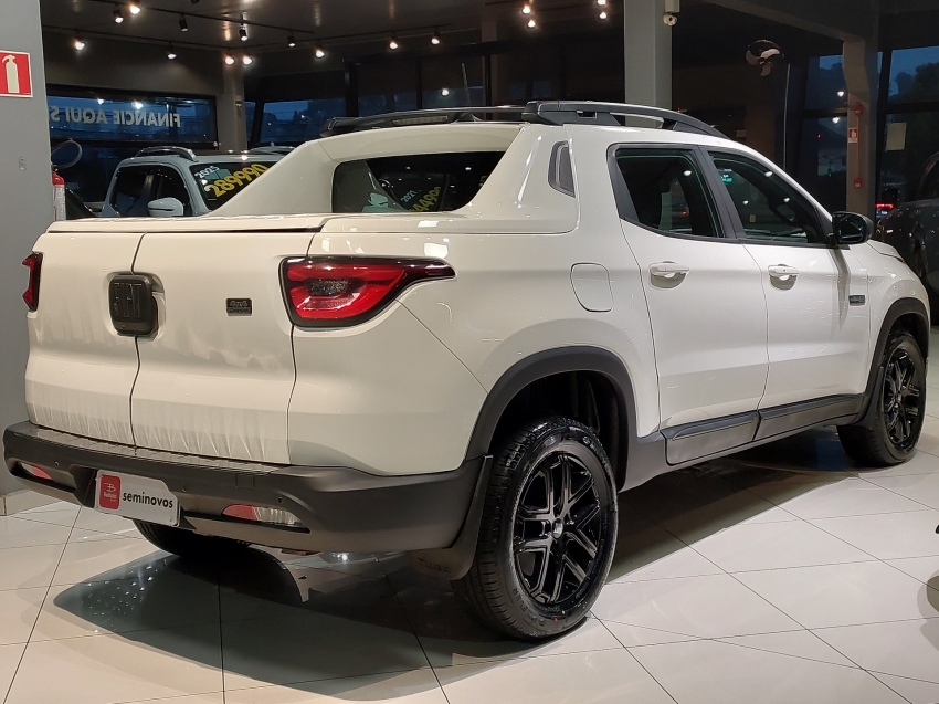fiat toro 2.0 16v turbo diesel ultra 4wd at9 4p automatico 20225