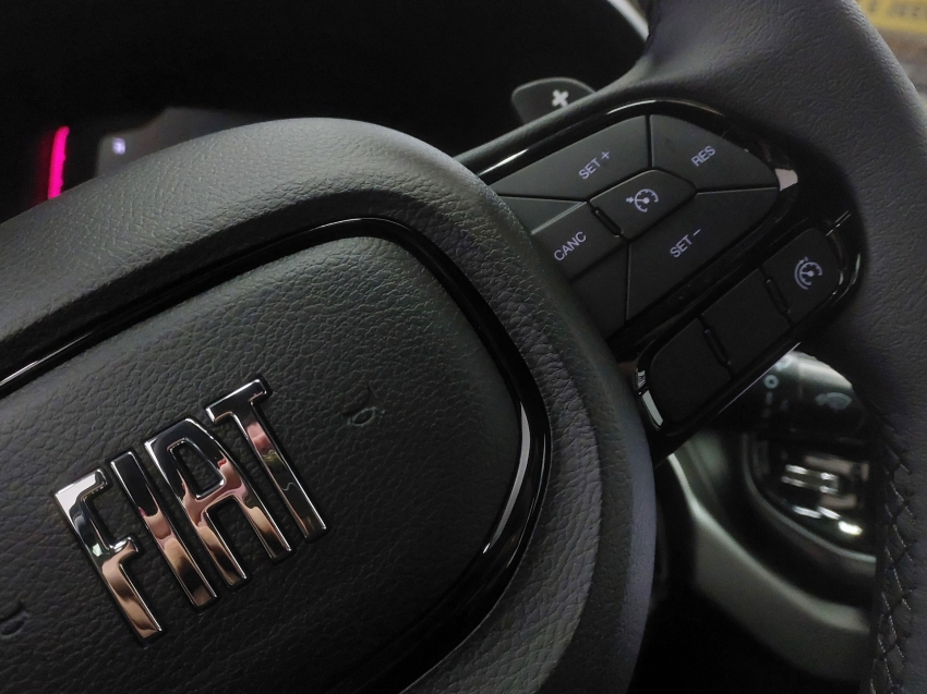 fiat toro 1.3 turbo 270 hybrid volcano at6 hibrido 4p automatico 202720