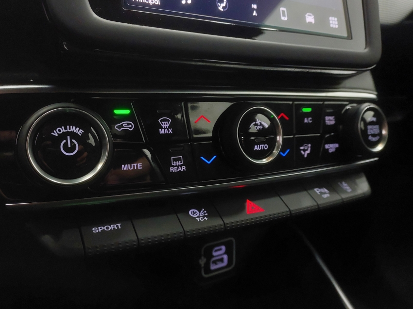 fiat toro 1.3 turbo 270 hybrid volcano at6 hibrido 4p automatico 202711