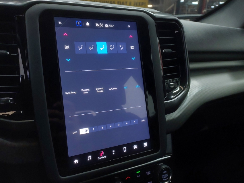 fiat toro 1.3 turbo 270 hybrid volcano at6 hibrido 4p automatico 202714