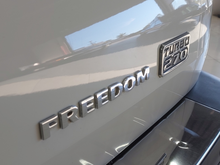 fiat toro 1.3 turbo 270 flex freedom at6 4p automatico 202220