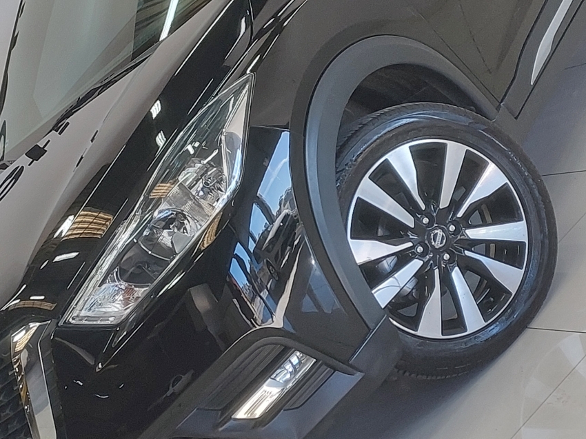 nissan kicks 1.6 16v flexstart sl 4p xtronic flex automatico 201821