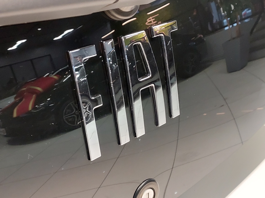 fiat mobi 1.0 evo flex like. manual 4p 202416