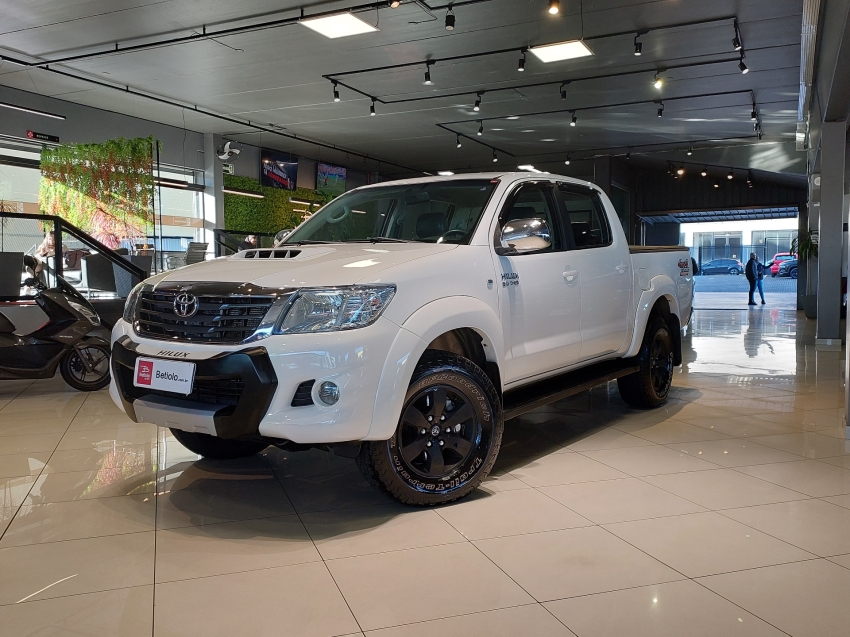 toyota hilux 3.0 sr 4x4 cd 16v turbo intercooler diesel 4p manual 201325