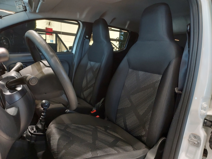 fiat mobi 1.0 evo flex like. manual 4p 20258