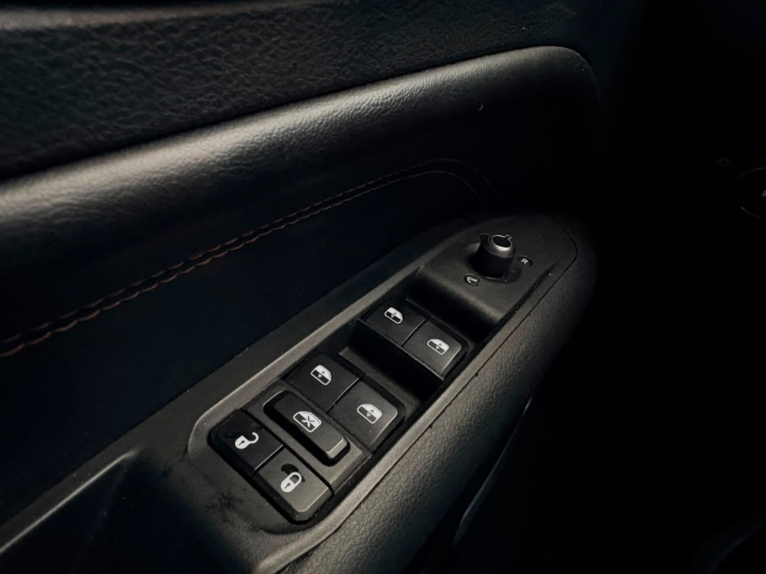 jeep commander 1.3 t270 turbo flex limited at6 4p automatico 202322