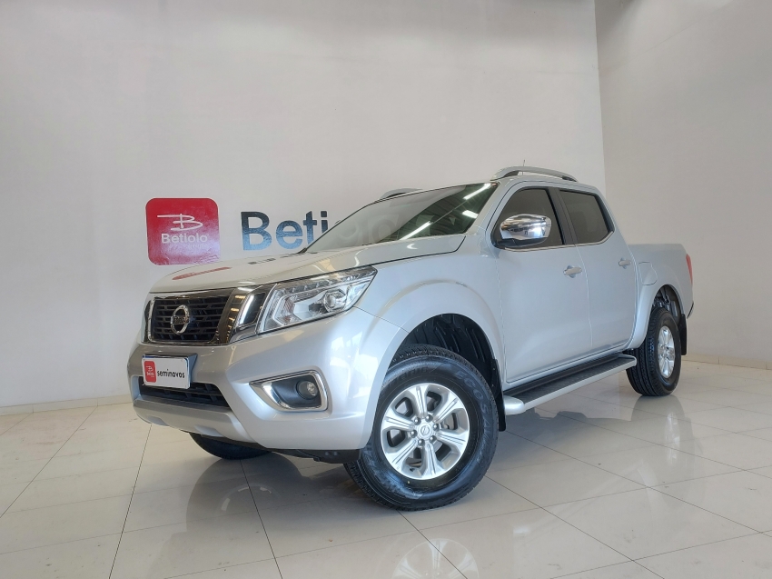 nissan frontier 2.3 16v turbo diesel le cd 4x4 automatico 4p 201824