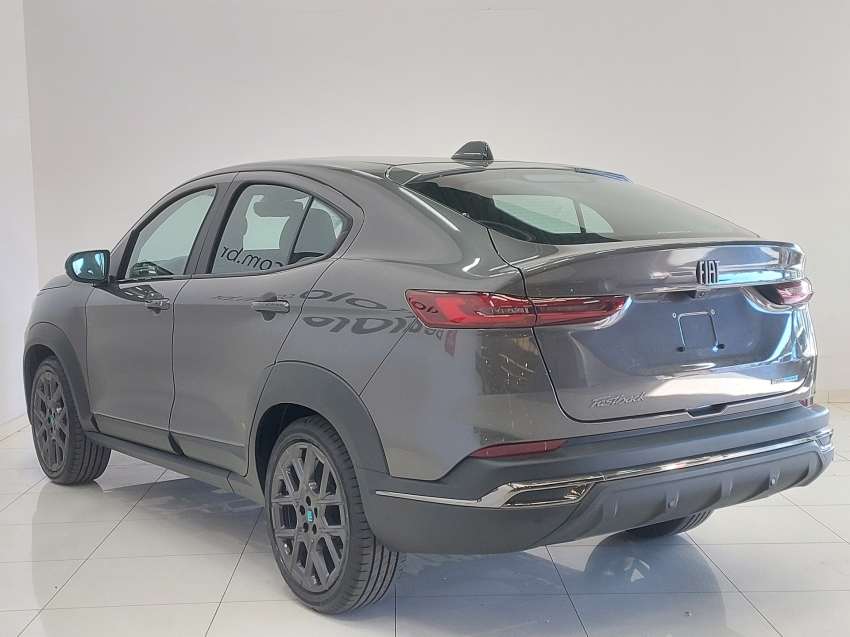fiat fastback 1.0 turbo 200 hybrid impetus cvt hibrido 4p automatico 20263