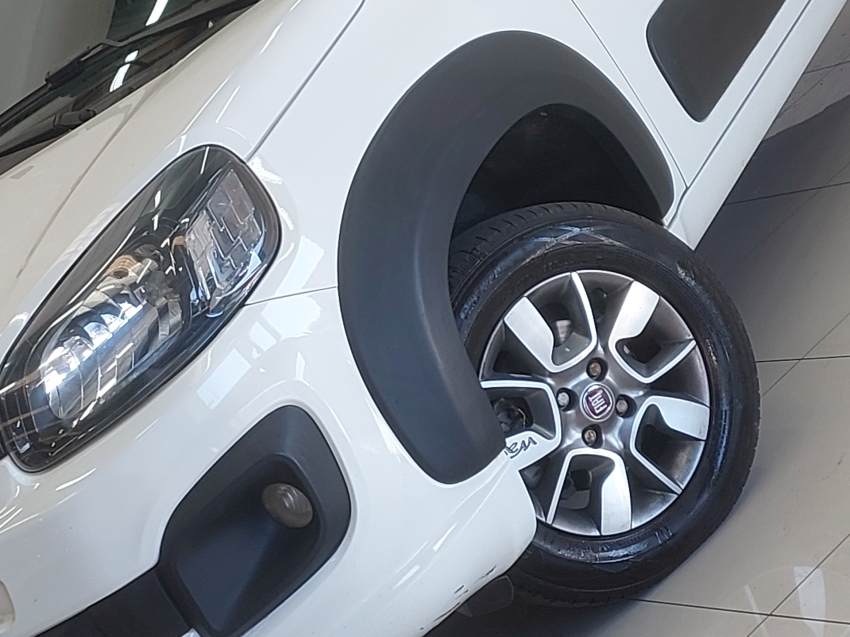 fiat uno 1.3 firefly flex way 4p gsr automatico 201818