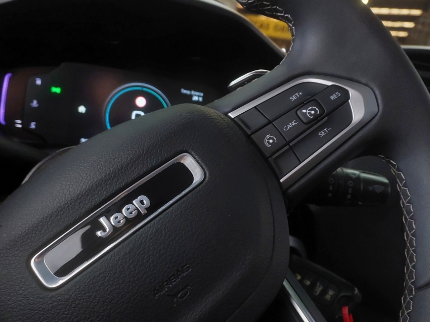 jeep renegade 1.3 t270 turbo flex longitude at6 4p automatico 202319